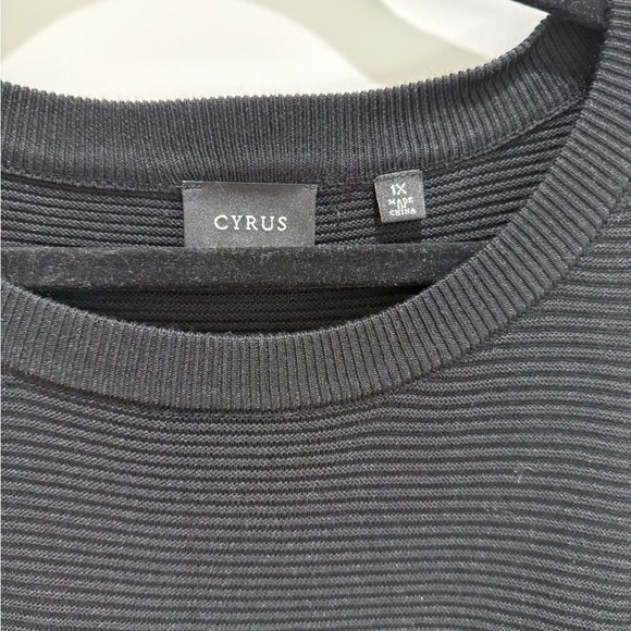 Cyrus Black Ribbed Knit Top - Picture 3 of 4